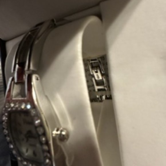 Ladies Vivani Quartz Watch - Picture 4 of 5